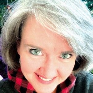 Meet your Posher, Posh